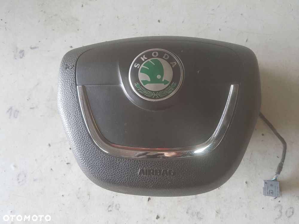 SKODA SUPERB 2 II 08-12r PODUSZKA AIRBAG KIEROWCY - 1