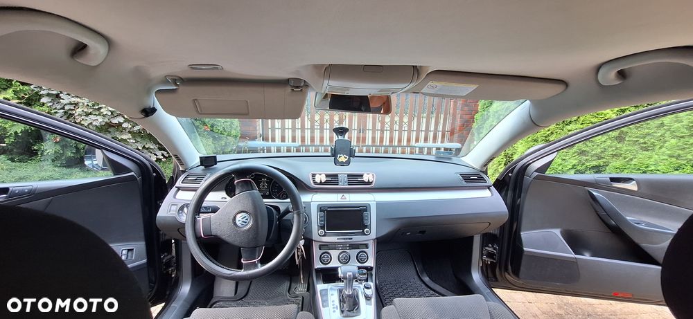 Volkswagen Passat 2.0 TDI DPF Comfortline DSG - 11