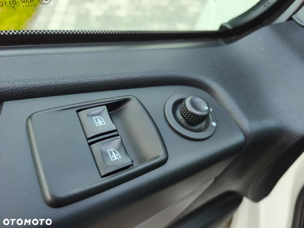 Renault Trafic - 33