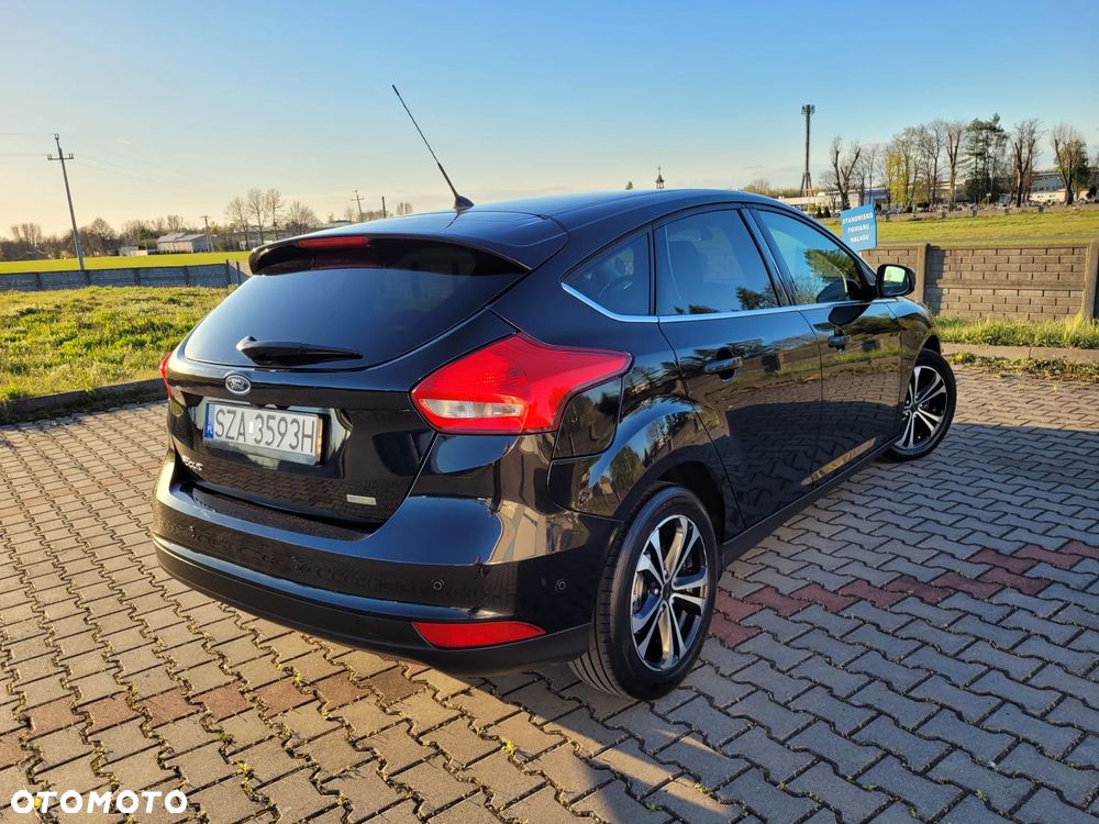 Ford Focus 1.0 EcoBoost Titanium - 29