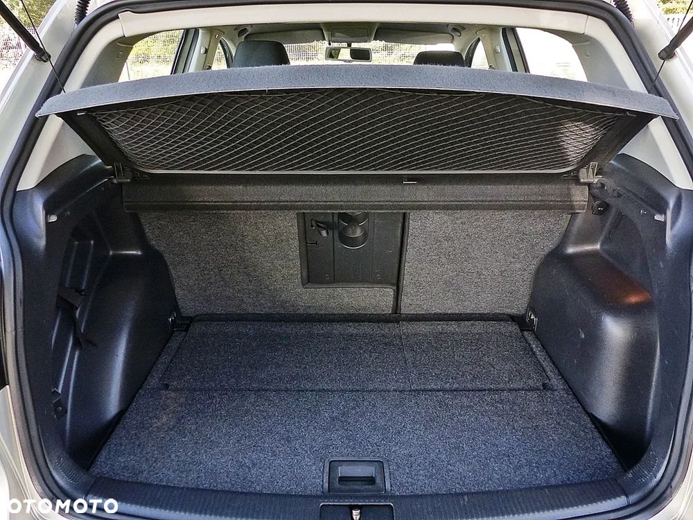 Volkswagen Golf Plus 2.0 TDI Comfortline - 11