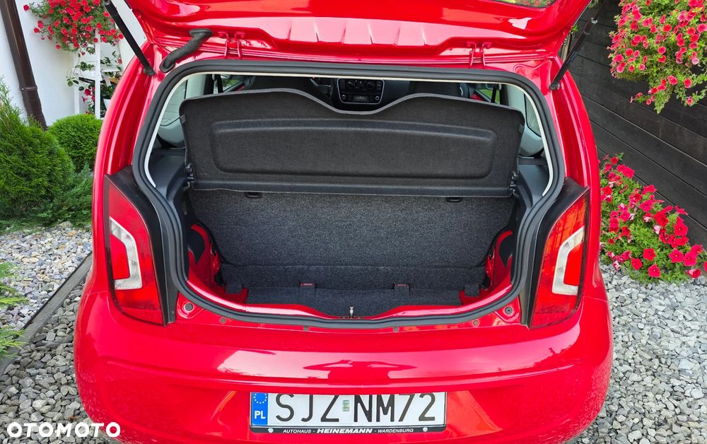 Volkswagen up! 1.0 take - 12
