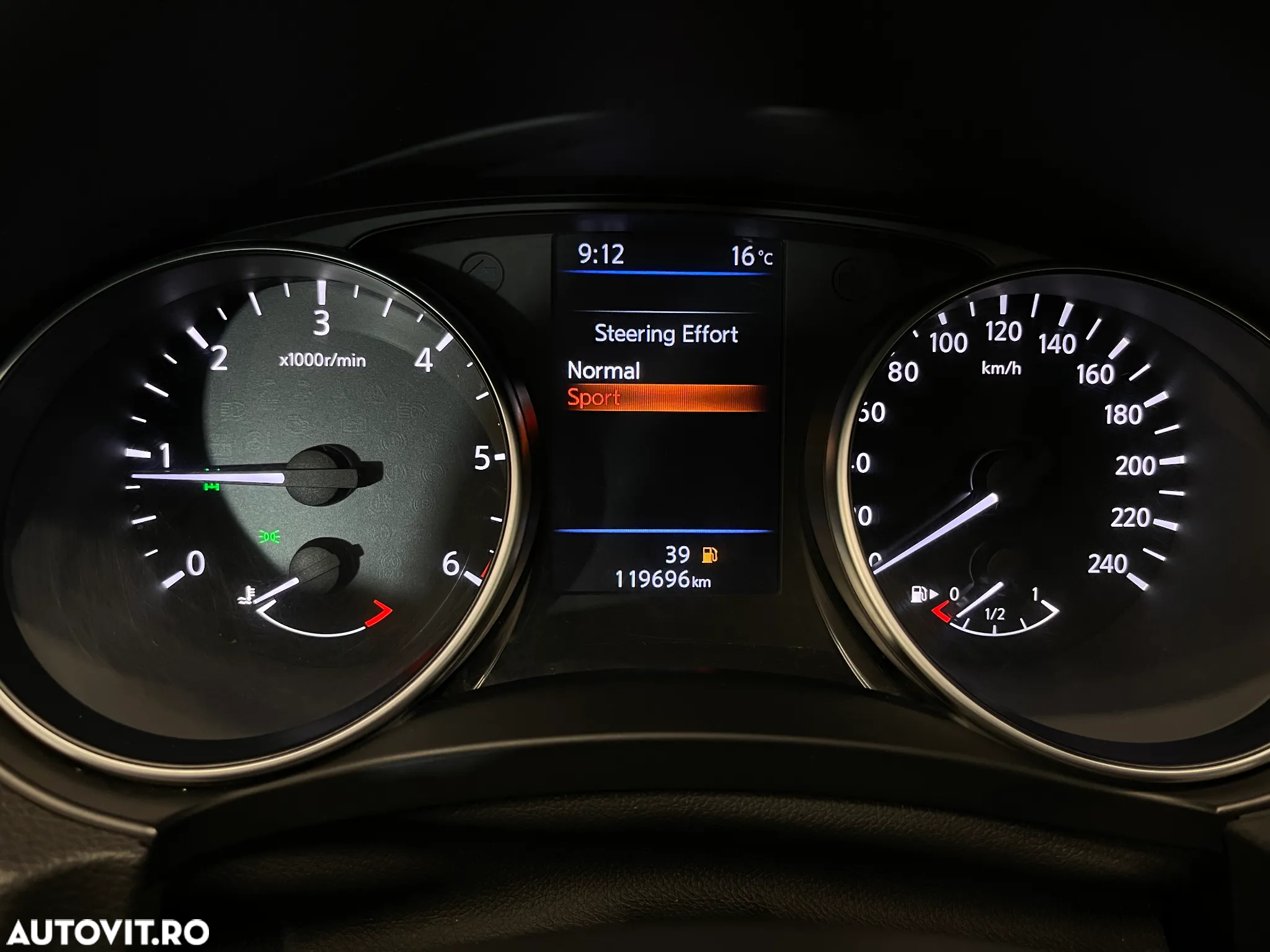 Nissan Qashqai 1.7D 150CP ALL MODE 4X4-I Tekna - 25