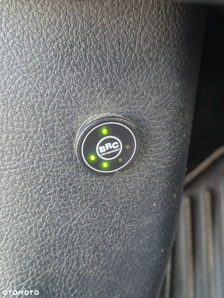 Toyota Corolla 1.6 Prestige - 12