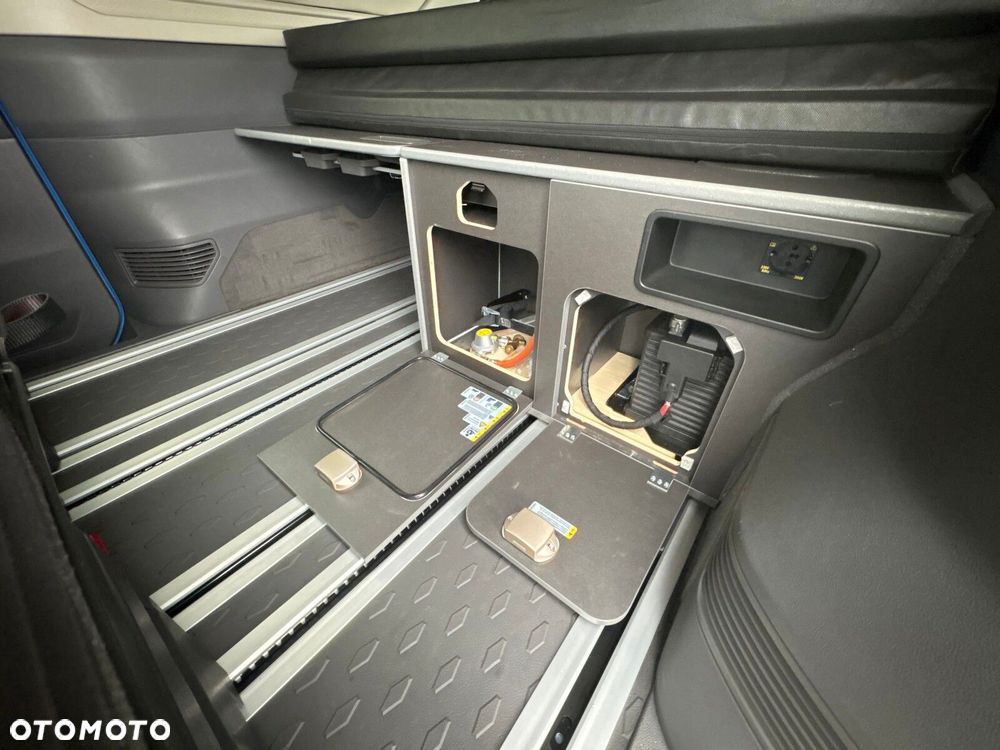Volkswagen California - 30