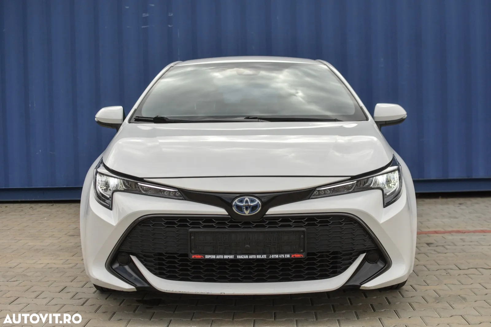 Toyota Corolla - 13