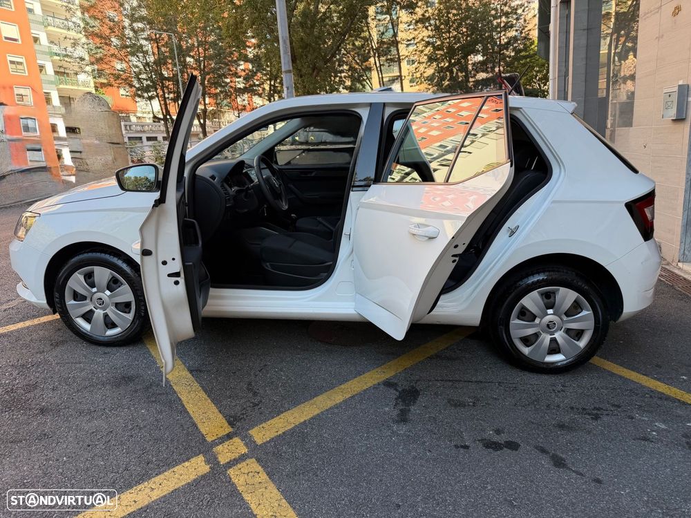 Skoda Fabia 1.0 Active - 8