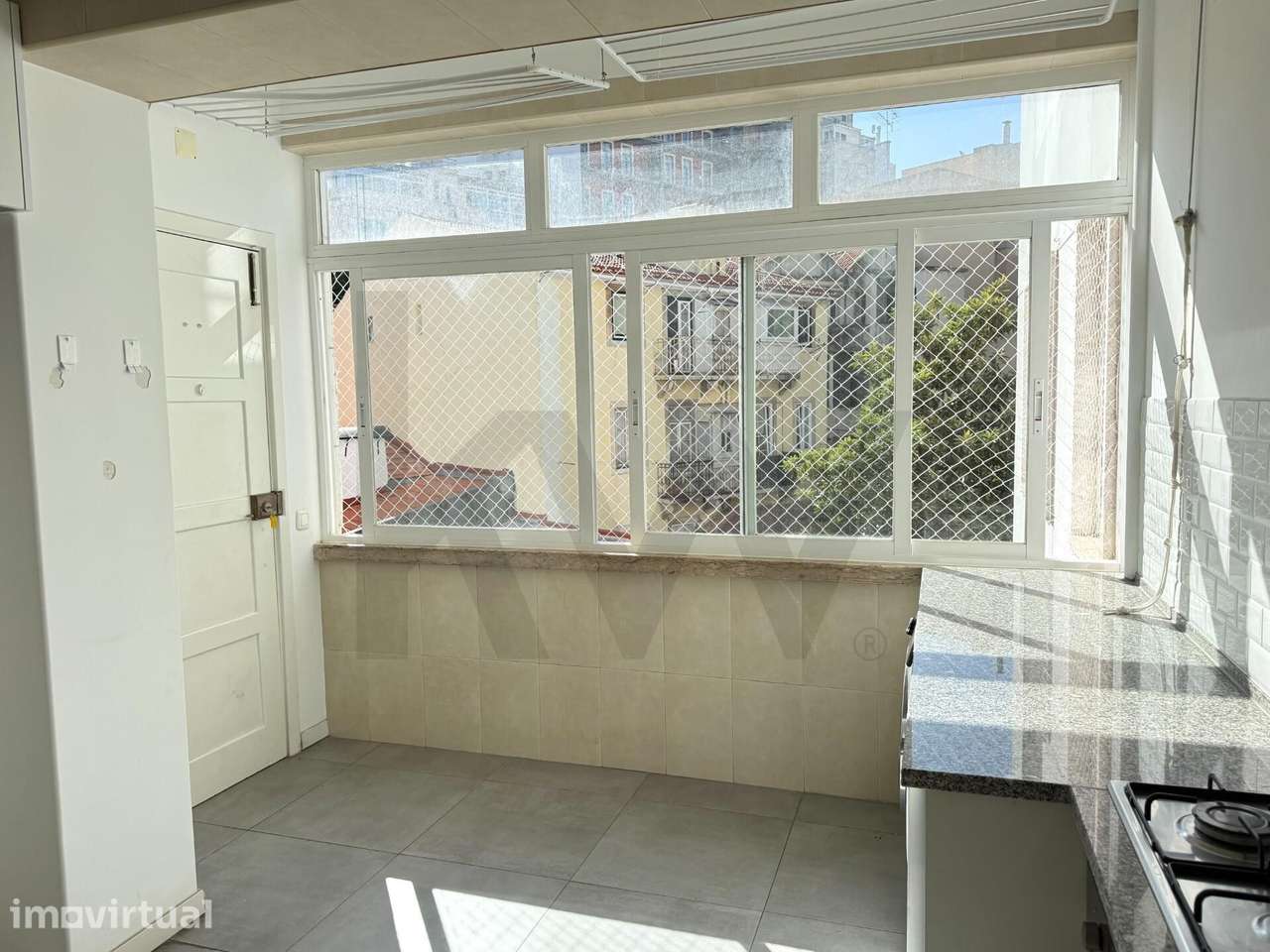 Apartamento T4 nas Avenidas Novas - Grande imagem: 5/44