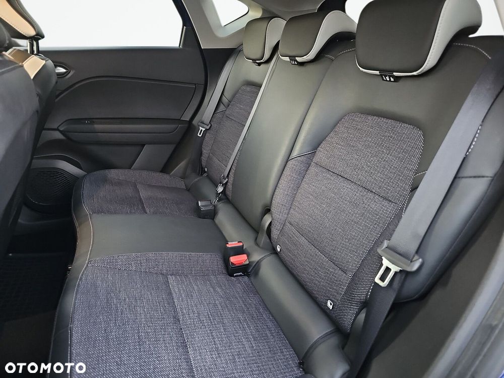 Renault Captur 1.3 TCe mHEV Techno EDC - 13