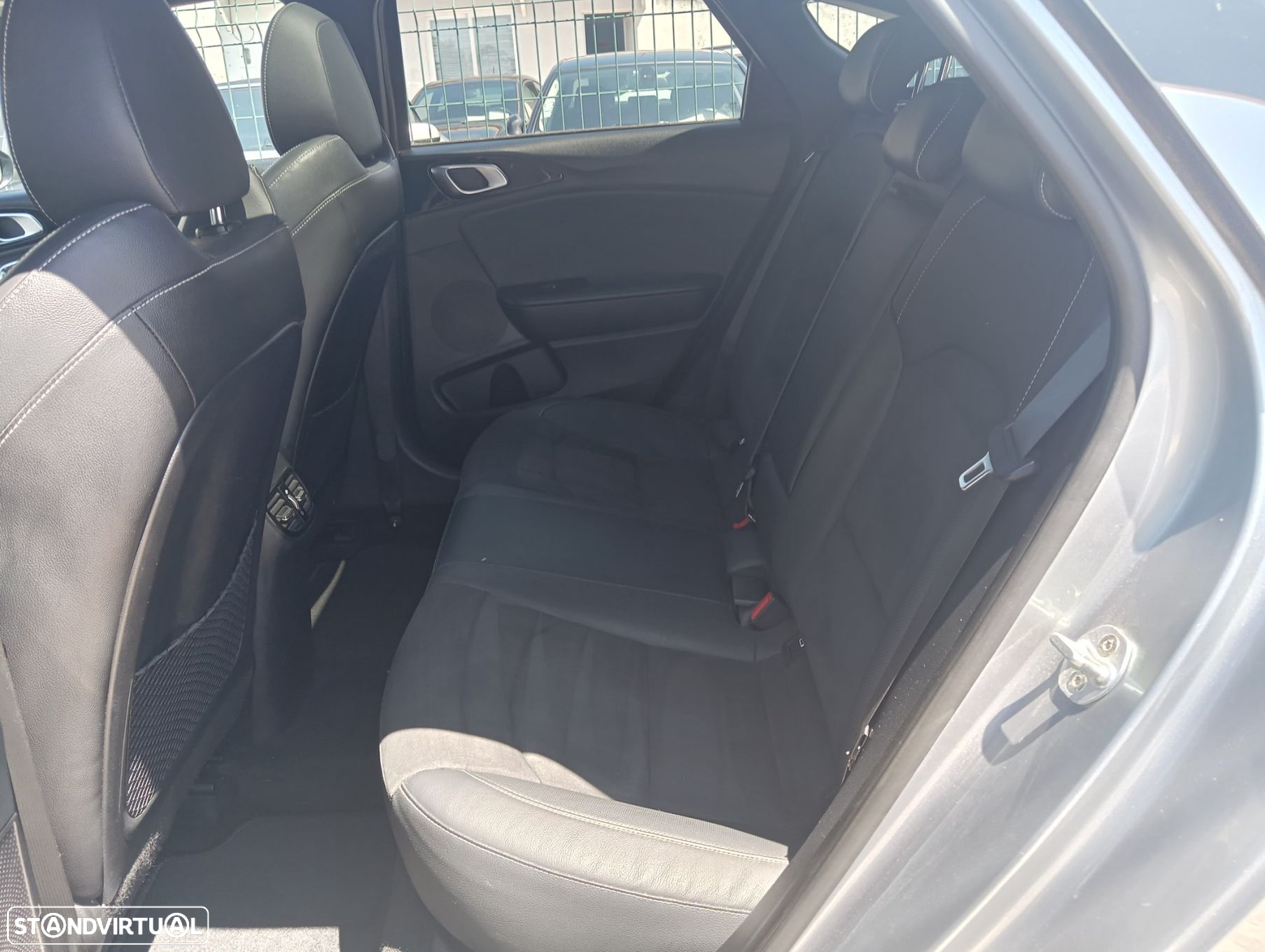 Kia ProCeed 1.0 T-GDI GT Line - 16