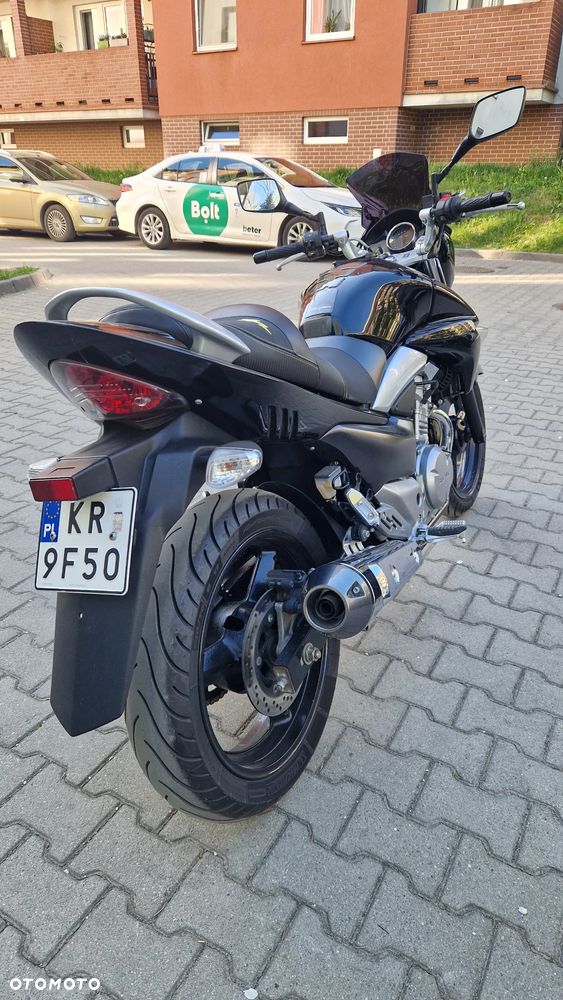 Suzuki GW 250 - 6