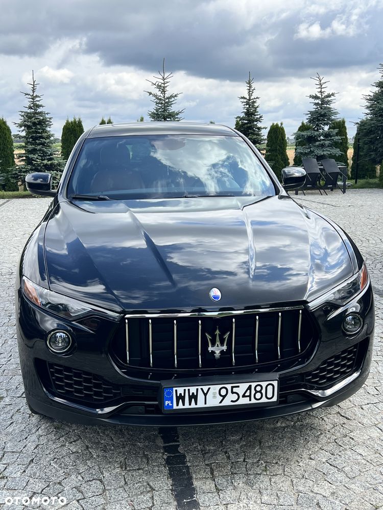 Maserati Levante S Essence - 16