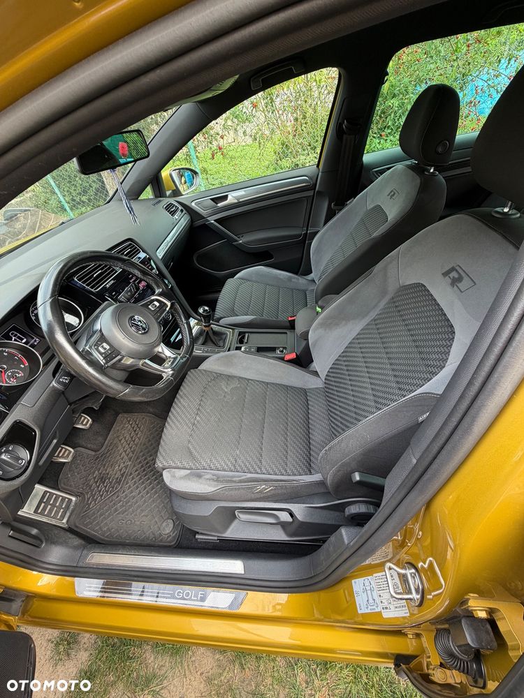 Volkswagen Golf - 5