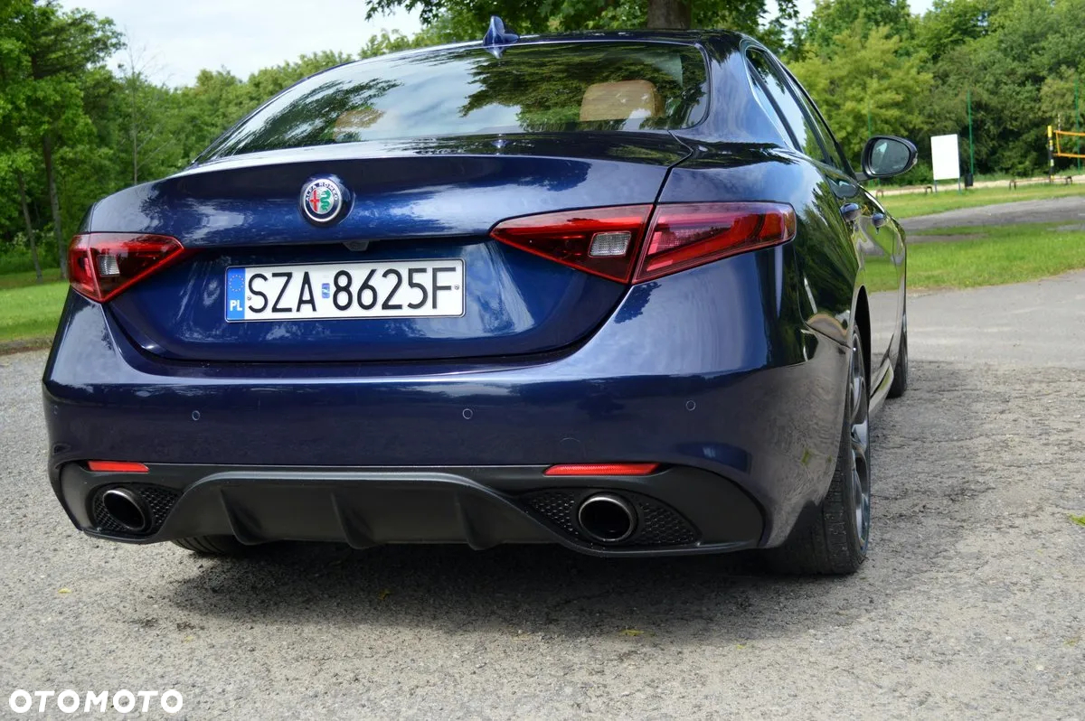 Alfa Romeo Giulia 2.0 Turbo Veloce - 9