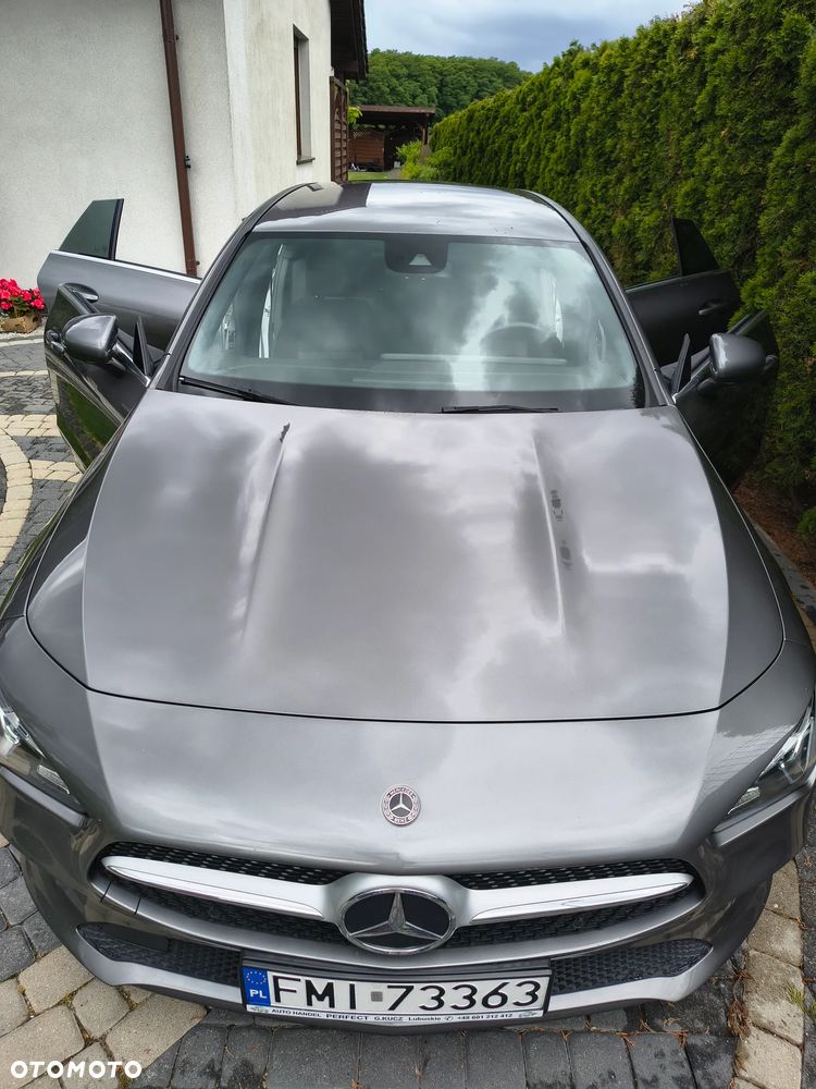 Mercedes-Benz CLA 180 7G-DCT - 17