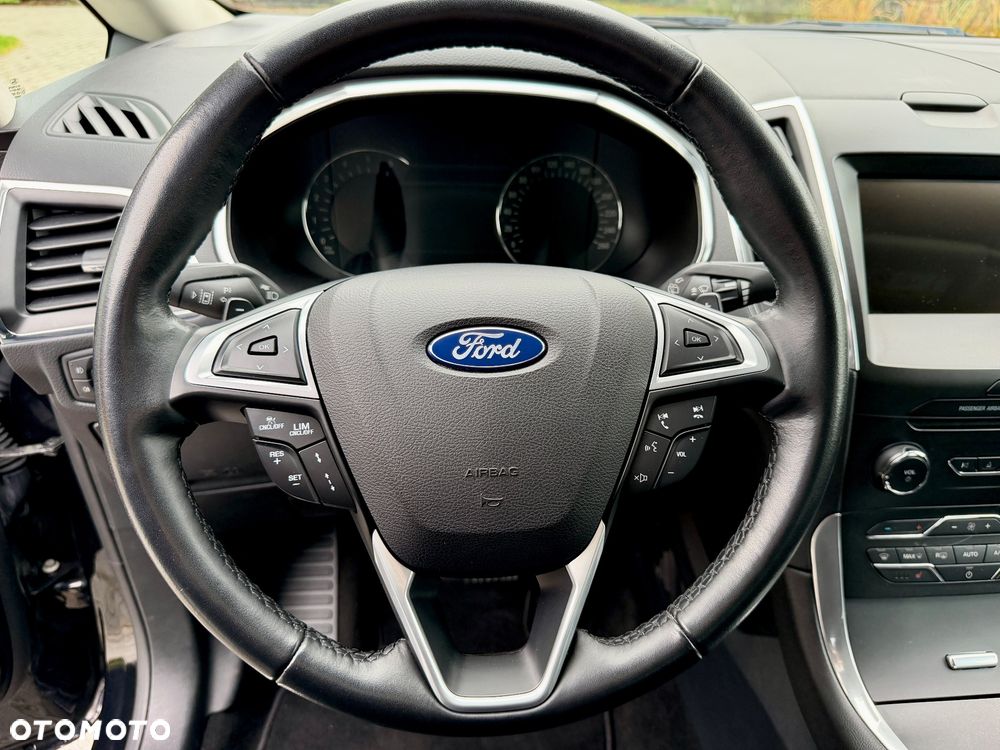 Ford S-Max - 26