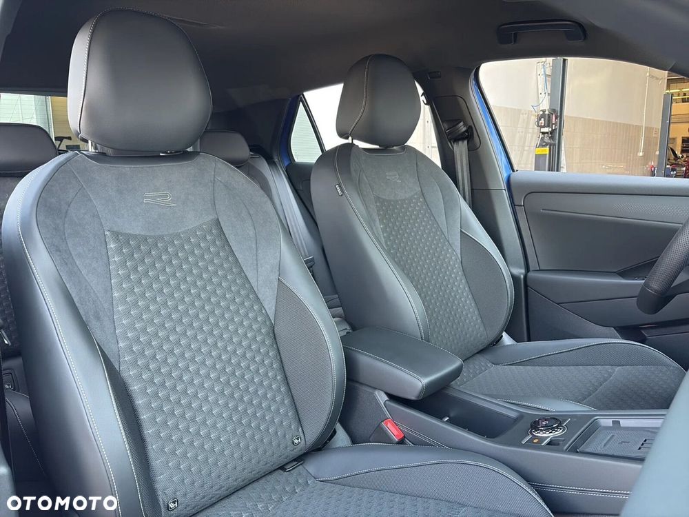 Volkswagen T-Roc 1.5 eTSI R-Line DSG - 21