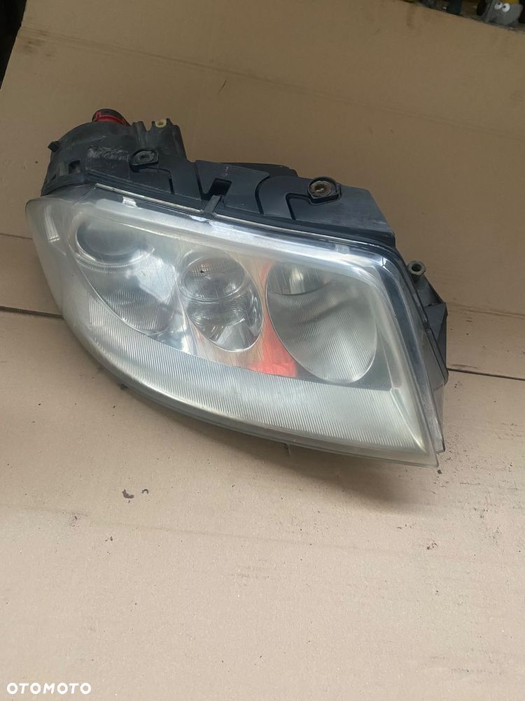 VW PASSAT B5 LIFT XENON REFLEKTOR LAMPA PRZÓD PRZEDNIA PRAWA PRAWY EUROPA - 1