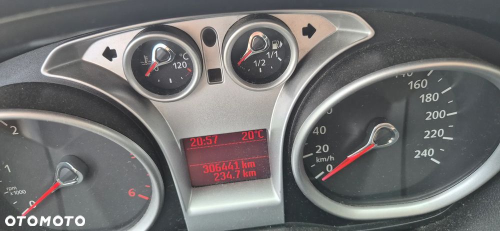Ford Focus 1.8 TDCi Ambiente - 10