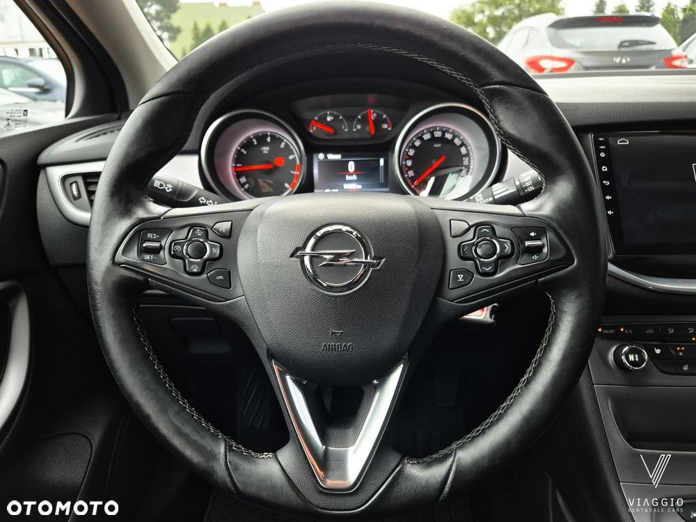 Opel Astra 1.4 Turbo Edition - 11