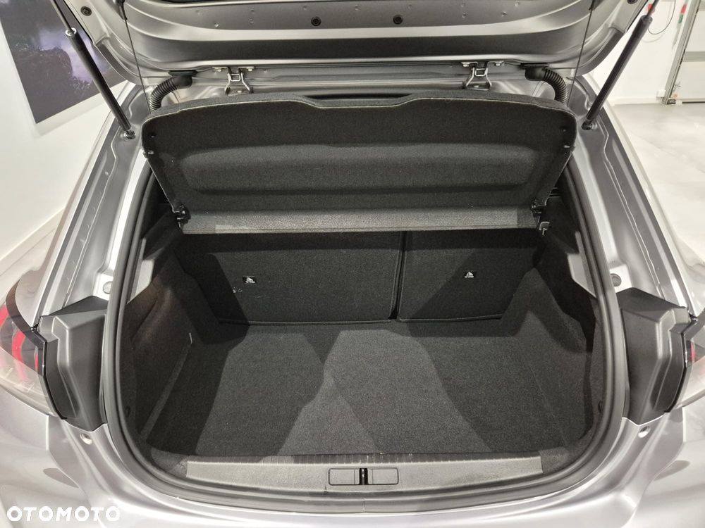 Peugeot 208 1.2 T Allure S&S - 10