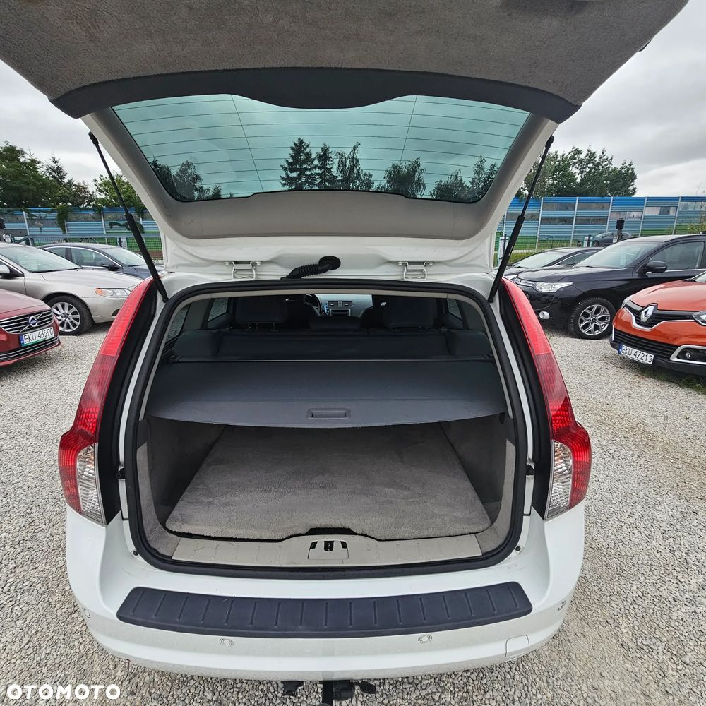 Volvo V50 - 12