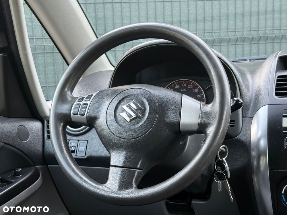 Suzuki SX4 - 15
