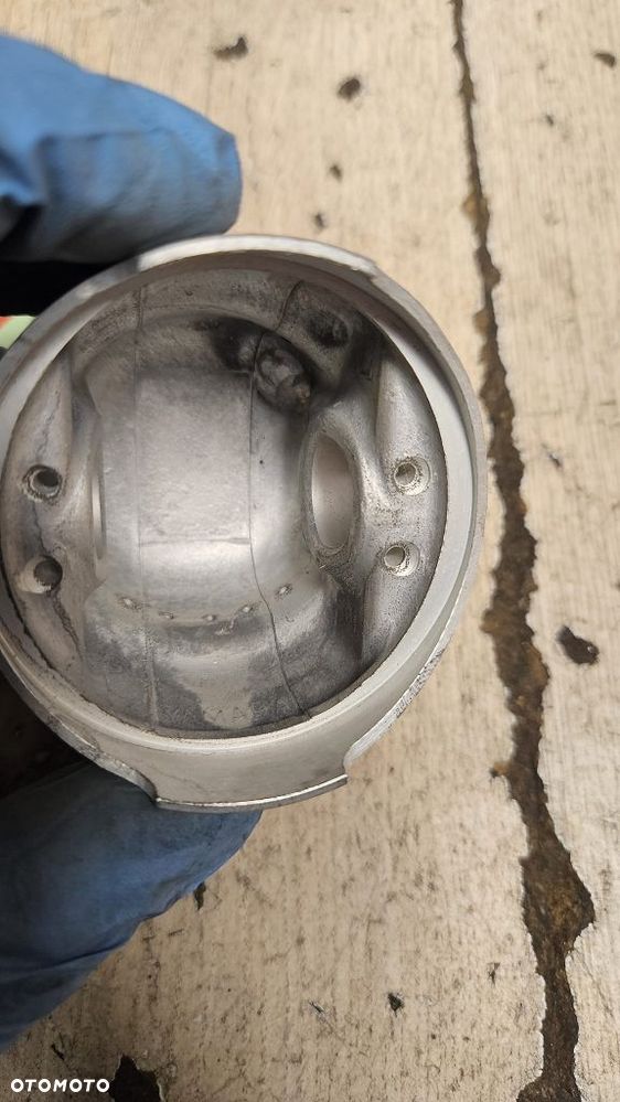 Tłok pierścienie sworzeń Yamaha XS750  1J7-11630-20 - 7