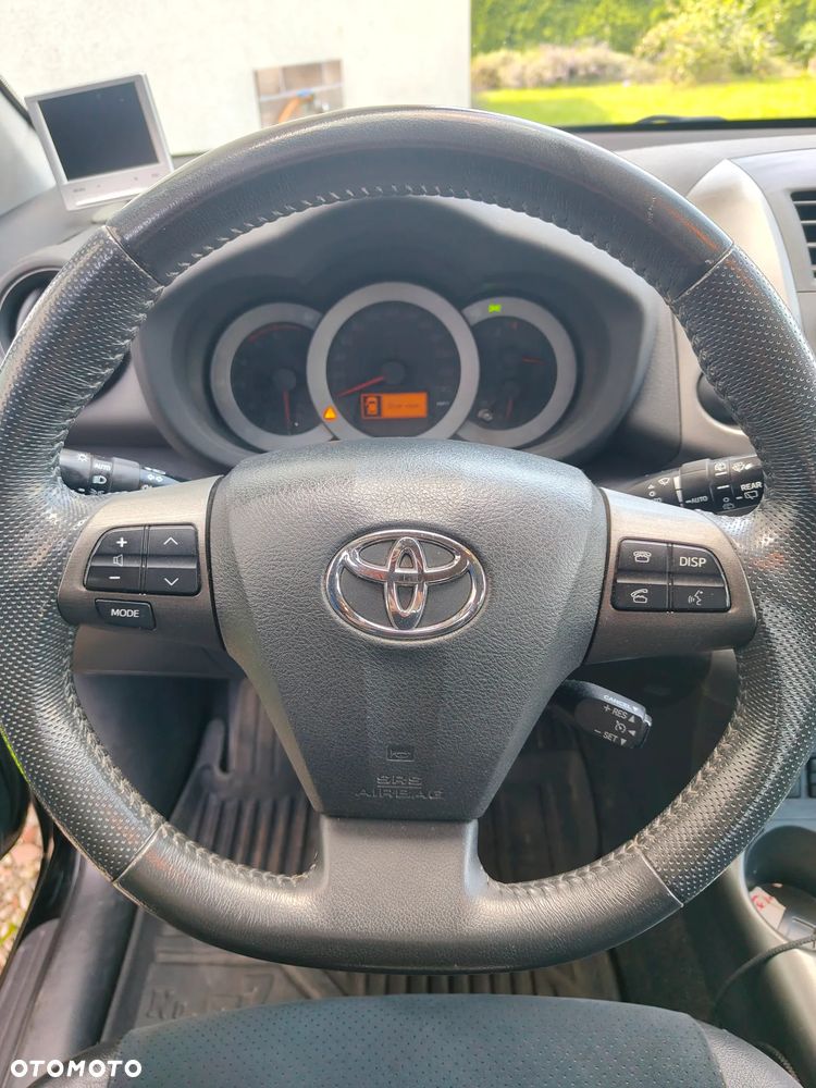 Toyota RAV4 2.2 D-4D Sol - 12