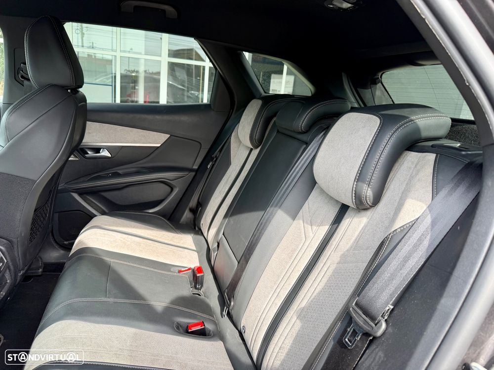 Peugeot 3008 225 e-EAT8 GT Pack - 18