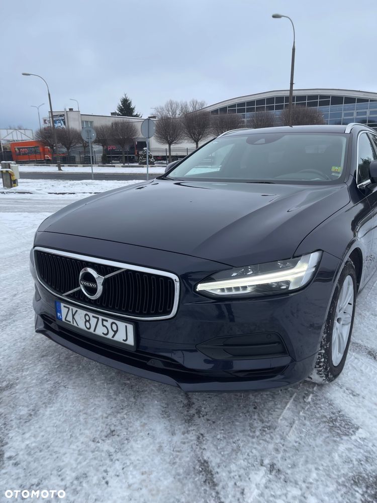 Volvo V90 D4 Momentum - 4