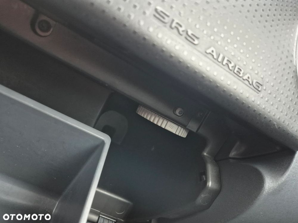 Mitsubishi Colt - 13