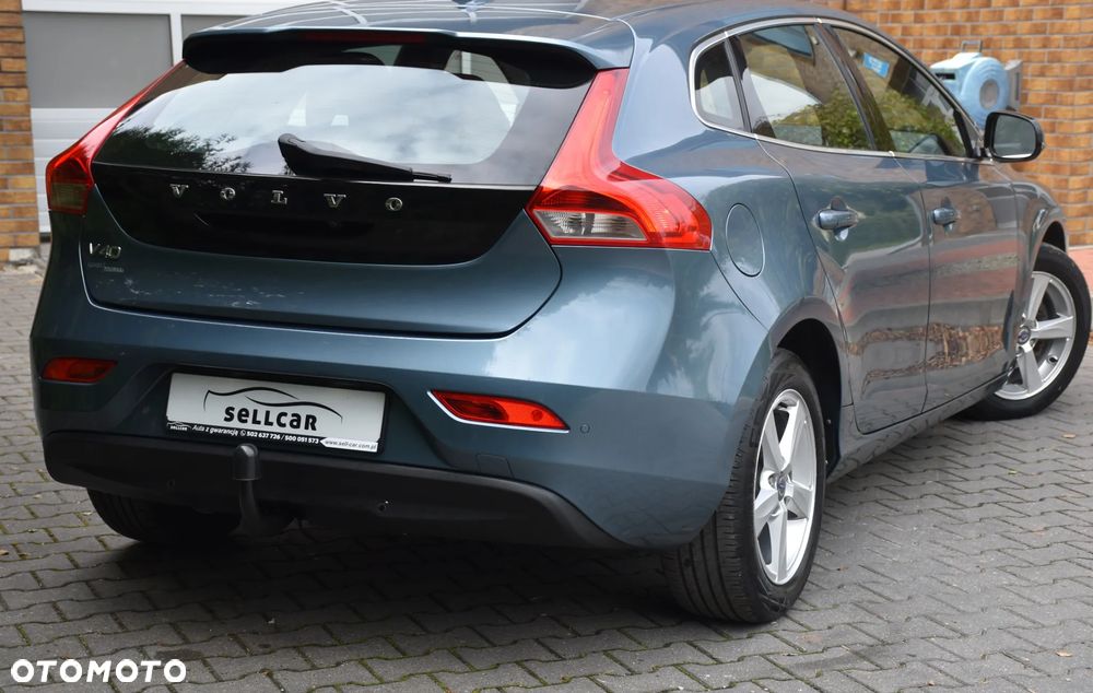 Volvo V40 D2 Momentum - 36
