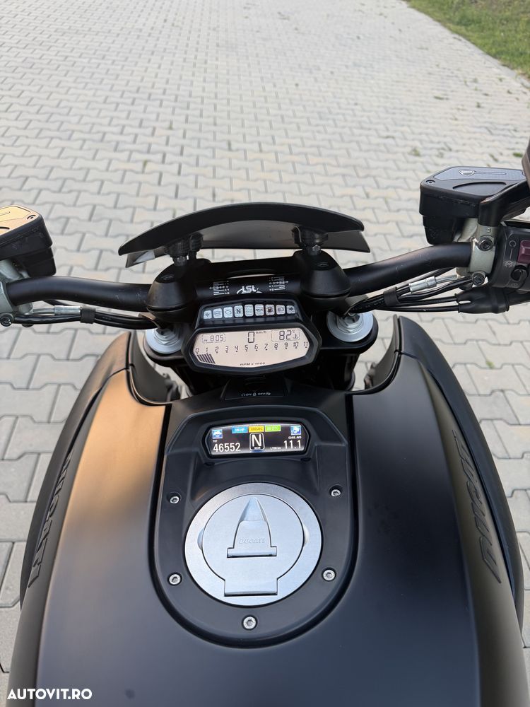 Ducati Diavel - 12