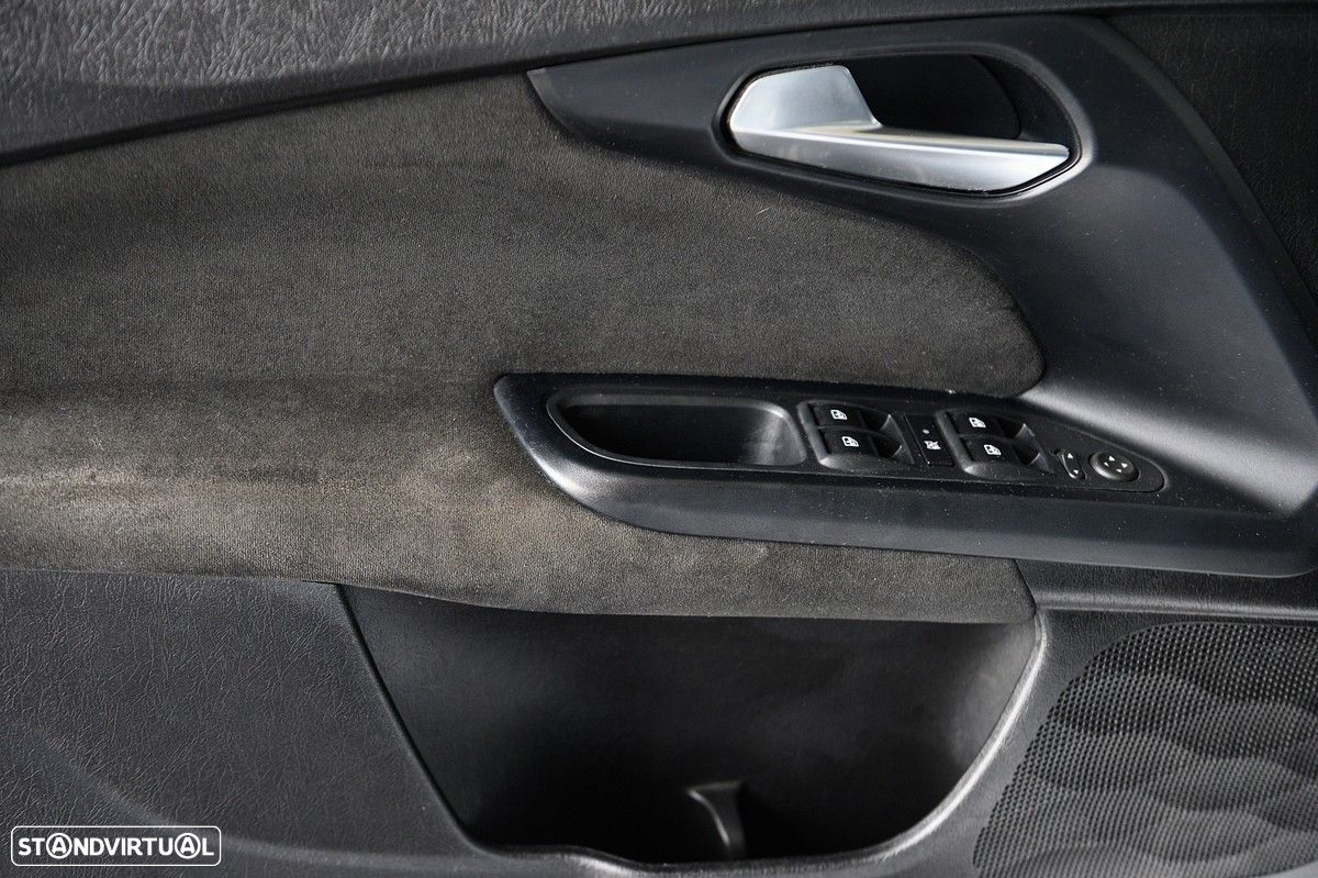 Fiat Tipo Station Wagon 1.3 M-Jet Lounge - 30