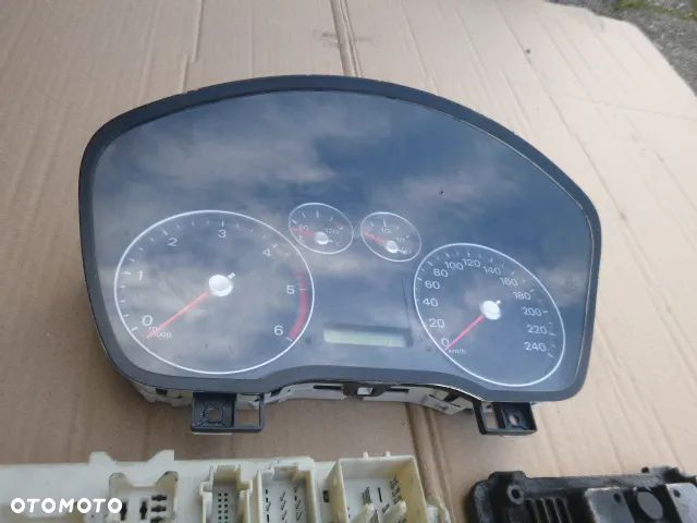 ZESTAW STARTOWY KOMPUTER STACYJKA IMMOBILIZER FORD FOCUS MK2 1.6 TDCI - 25