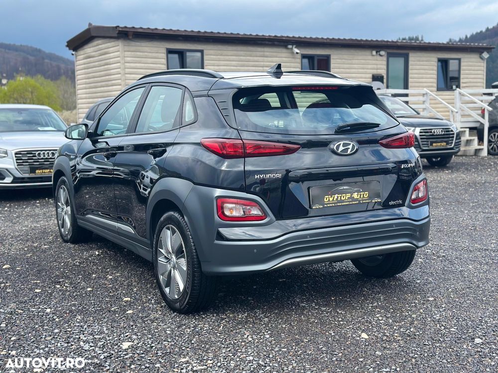 Hyundai KONA Premium - 4