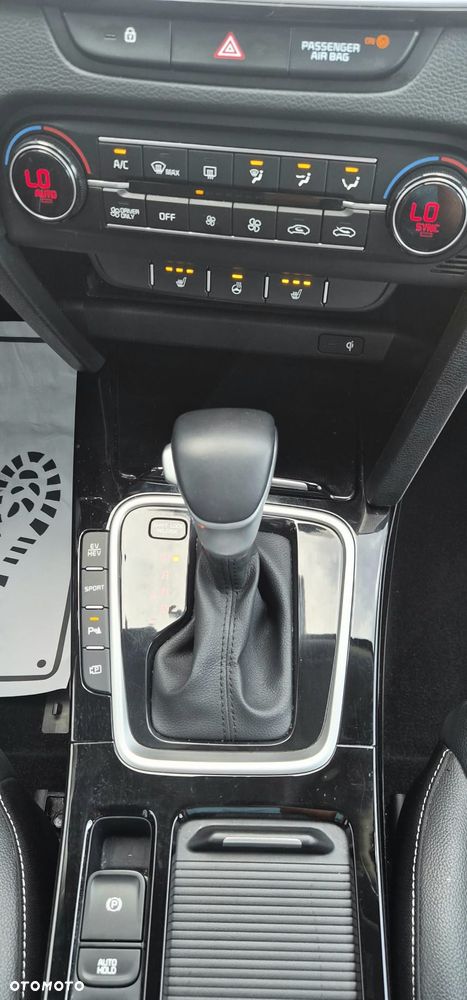 Kia XCeed - 33