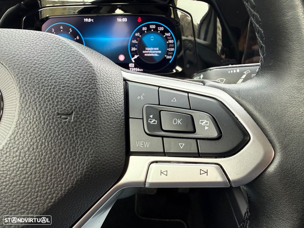 VW Golf 1.5 eTSI Life DSG - 18