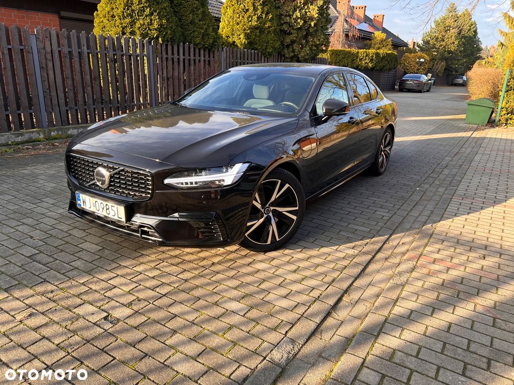 Volvo S90 T8 AWD Plug-In Hybrid R-Design - 1