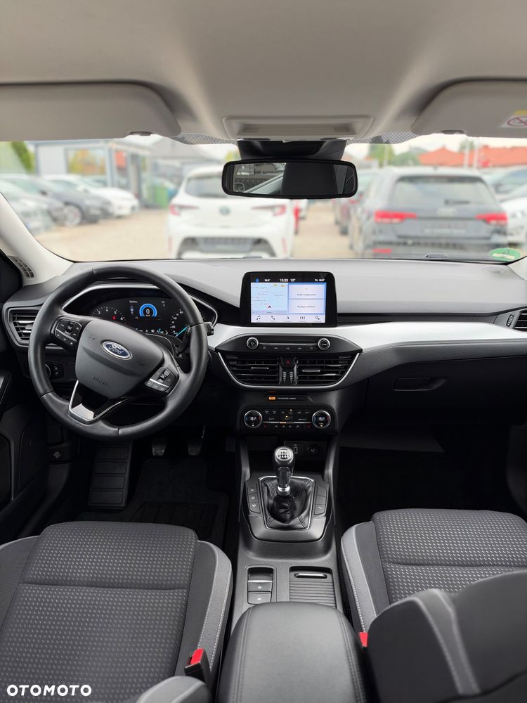 Ford Focus - 23