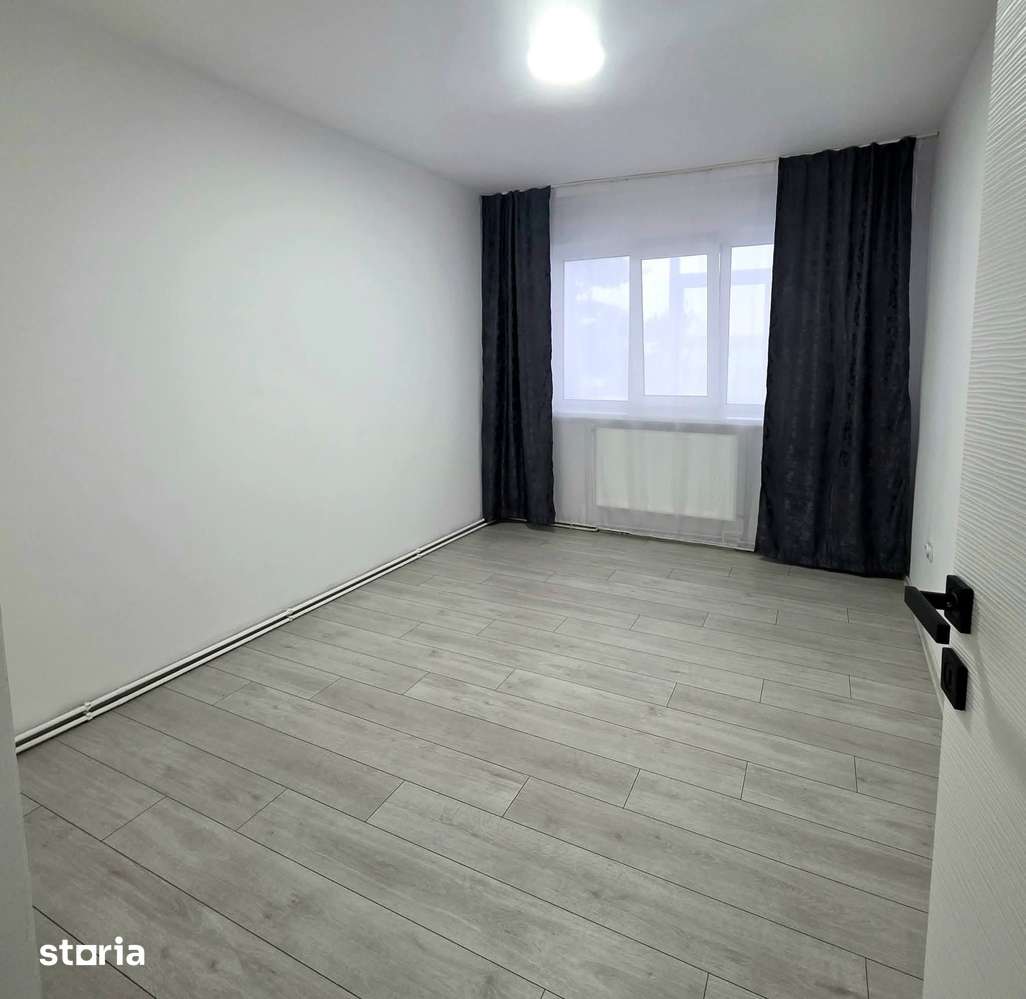 De vanzare apartament in zona Pietei, recent renovat, decomandat - Imagine principală: 2/10