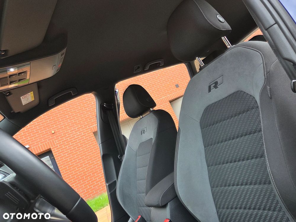 Volkswagen Golf 1.5 eTSI OPF DSG R-Line - 31