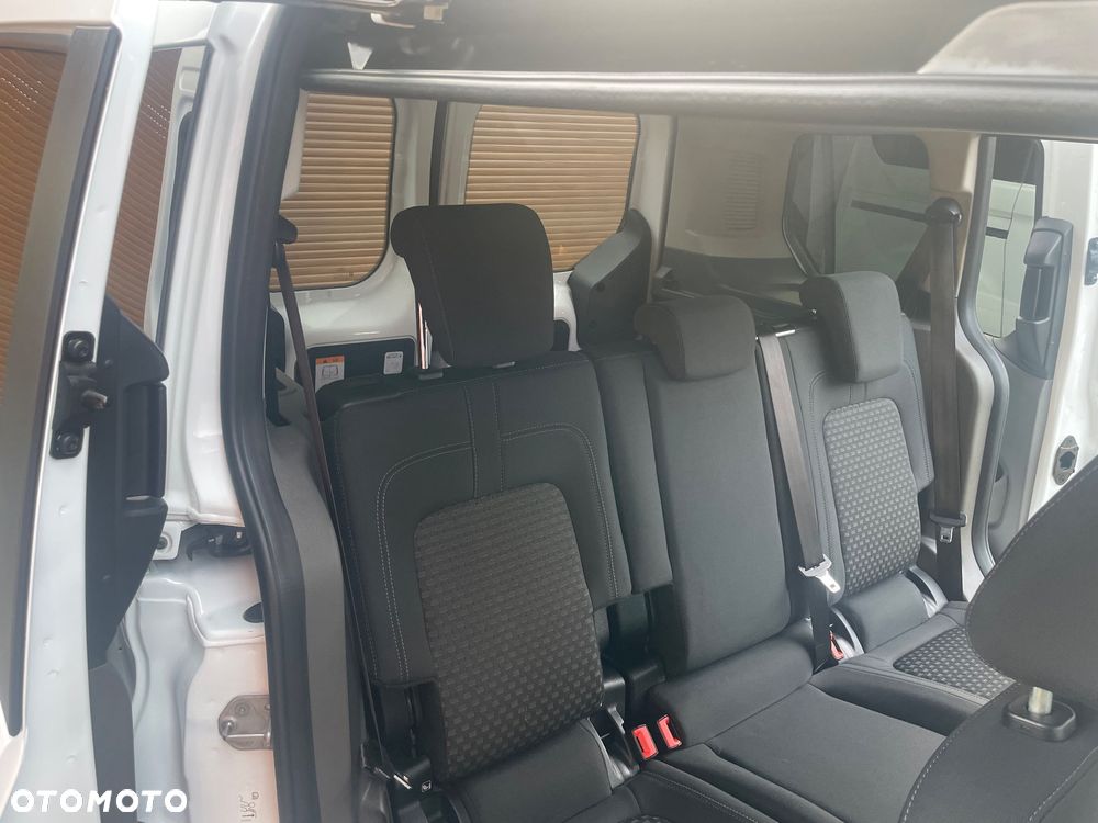 Ford Transit Connect - 10