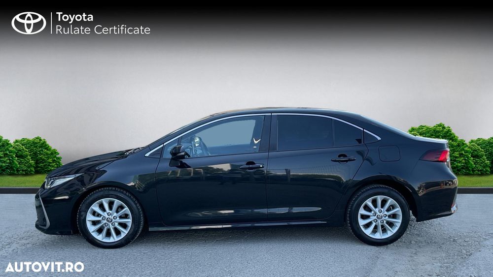Toyota Corolla - 4