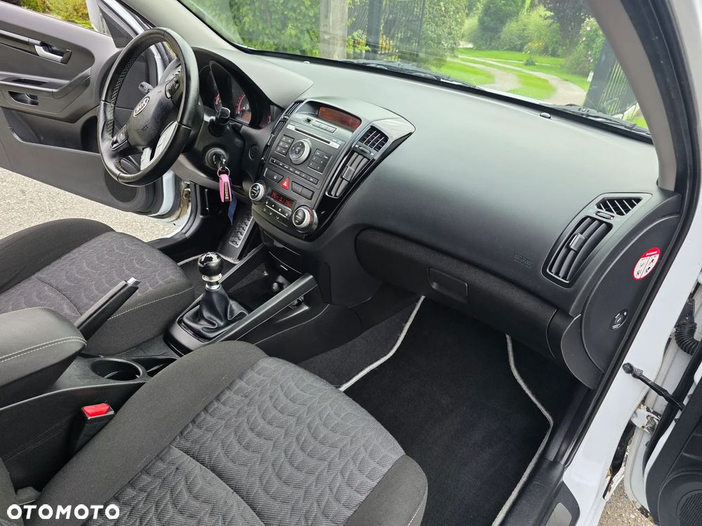 Kia ProCeed pro Ceed 1.6 CVVT EX - 8