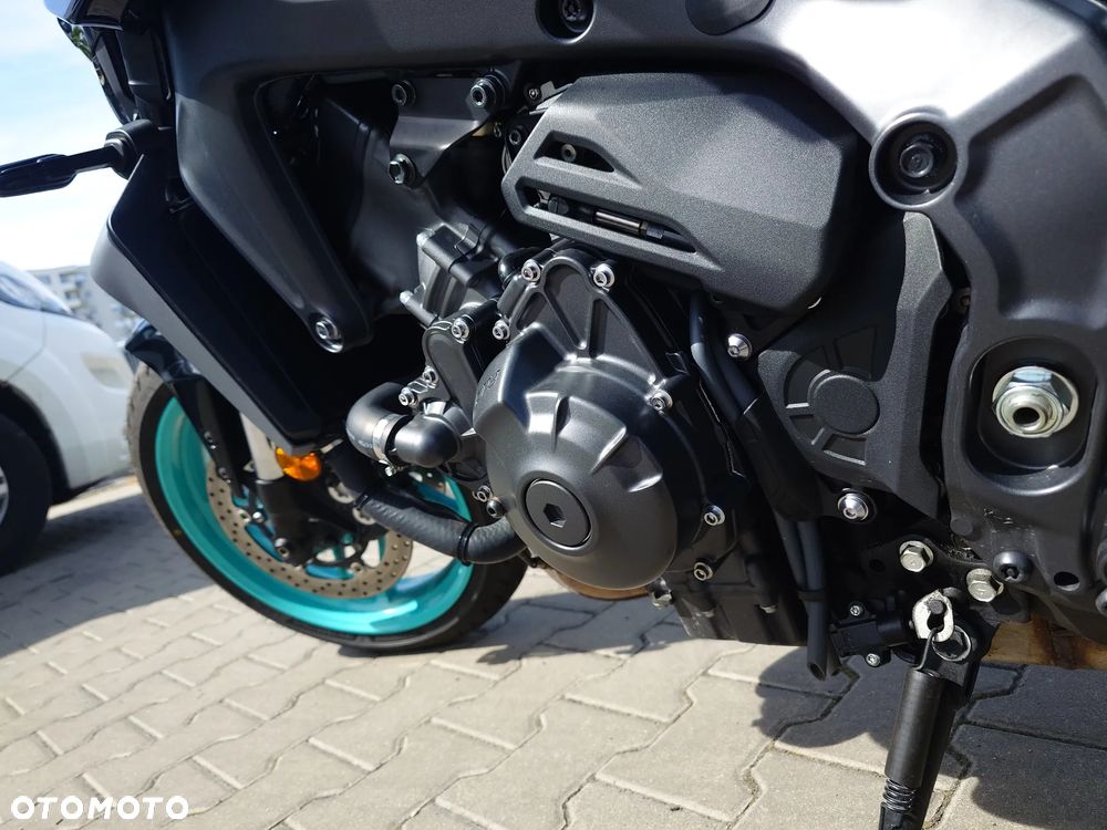 Yamaha MT - 4