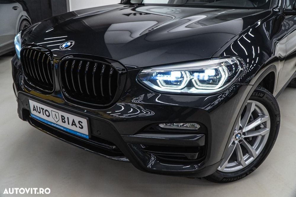 BMW X3 xDrive30i AT Luxury Line - 10