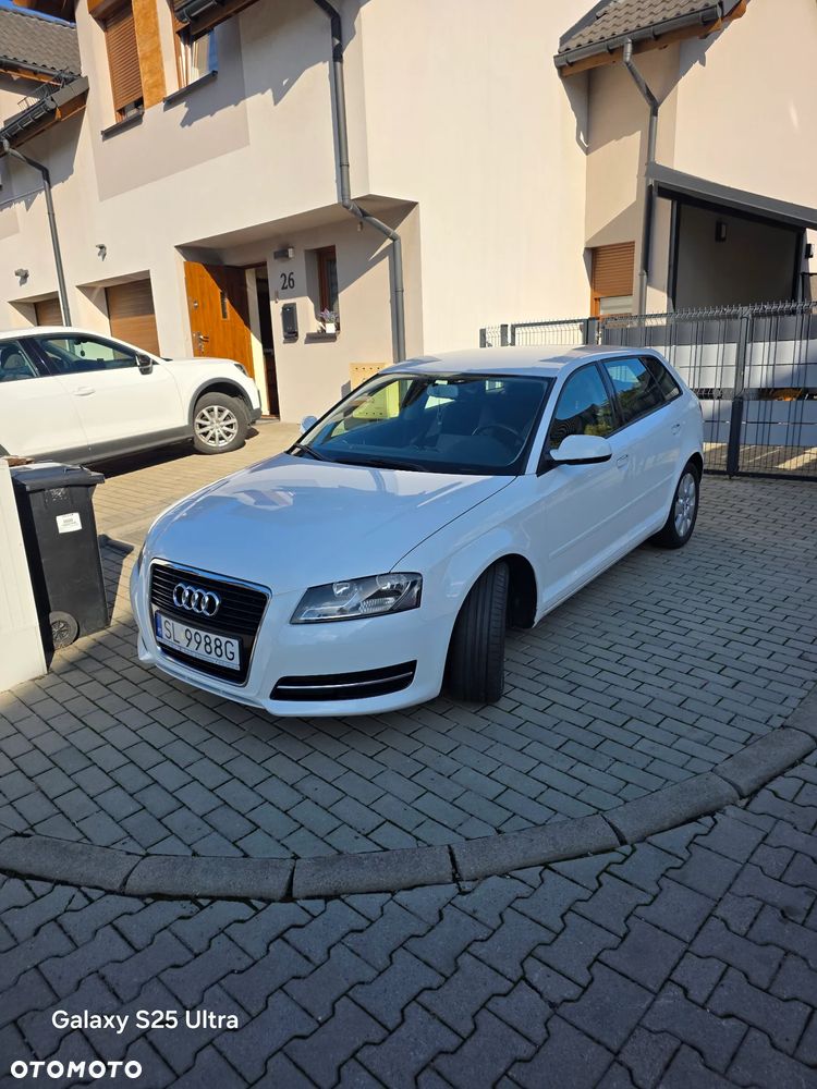 Audi A3 Sportback - 2