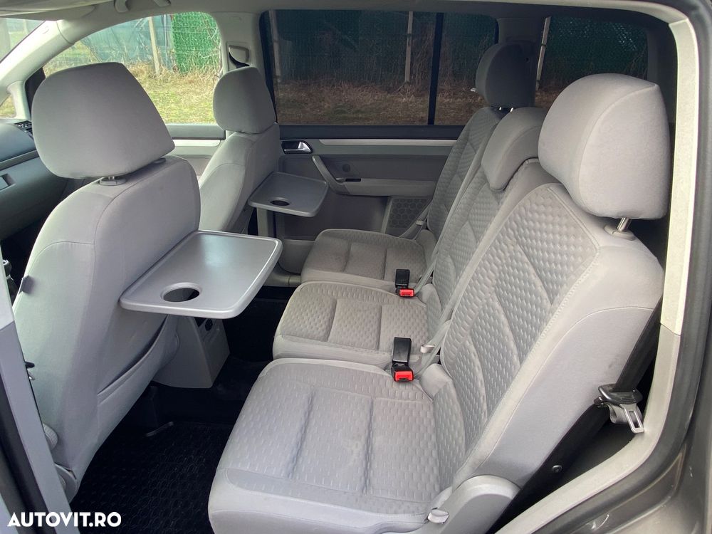 Volkswagen Touran 1.4 TSI United - 16